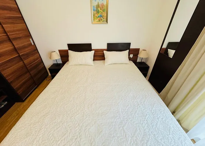 Romance Marin 410 Sunny Apartman